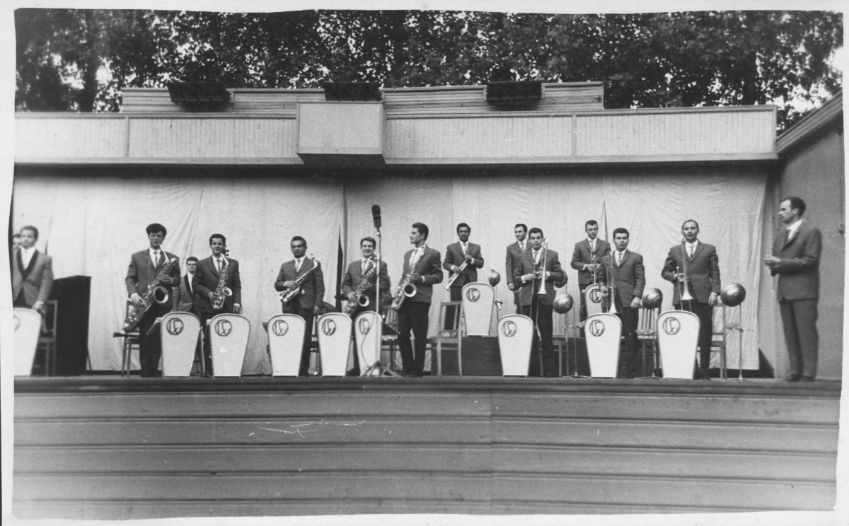 Lietuvos estradinis orkestras, apie 1963. Nuotraukos iš asm. Juozo Tiškaus archyvo