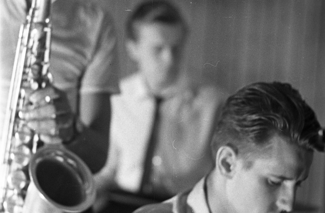 The opening concert at the Jazz Club: Zbignevas Žilionis (dr), Jonas Sadauskas (ts), Liudas Šaltenis (p), 1963 