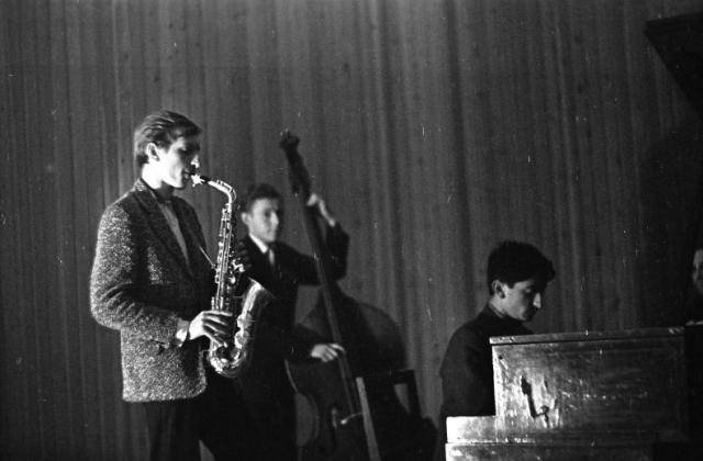 Remigijus Pilypaitis (ts), Gregory Talas (db), Viacheslav Ganelin (p), 1965