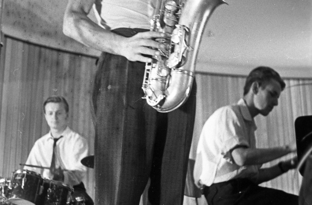 The opening concert at the Jazz Club: Zbignevas Žilionis (dr), Jonas Sadauskas (ts), Liudas Šaltenis (p), 1963 