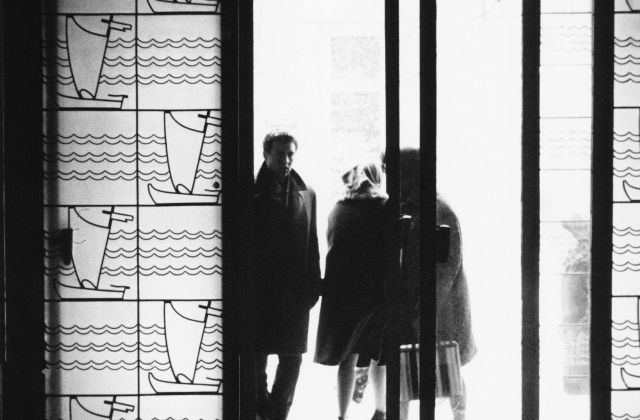 The entrance to the Neringa Cafe, 1964. Photograph by Algimantas Kunčius
