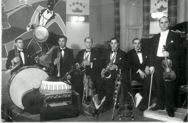The Hofmeklerband,1930s. Collection of Natty Hofmekler